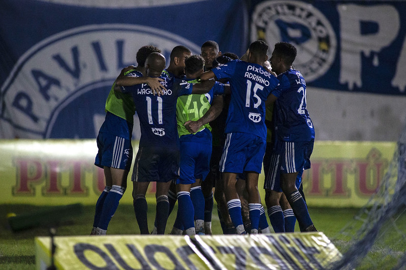 Santos cobra Conmebol depois de jogadores sofrerem ataques