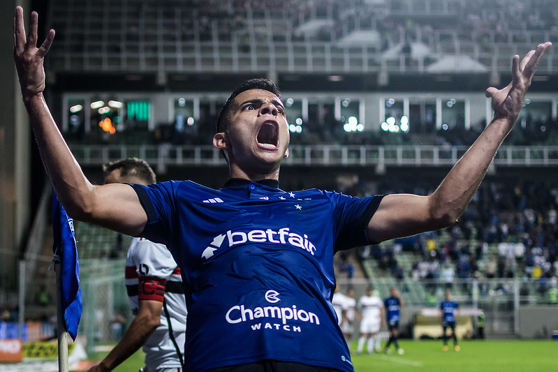 É só mudar a música: Palmeiras não - São Paulo meu amor